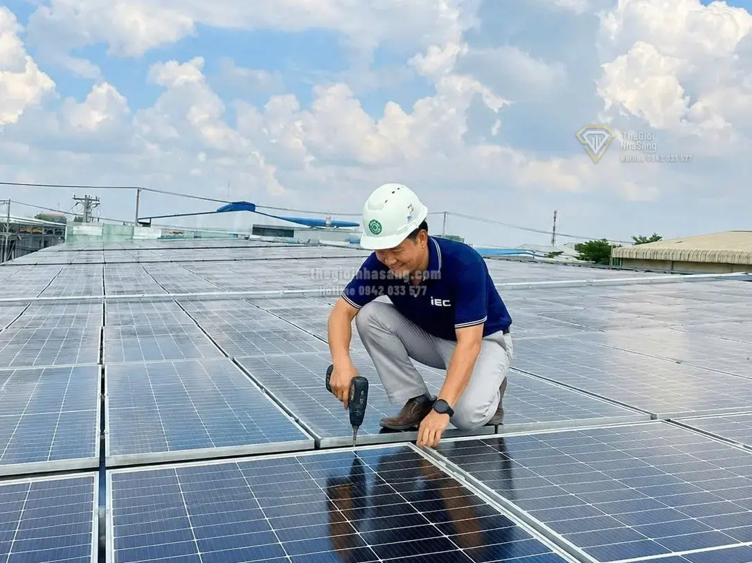 TPHCM Đẩy Mạnh Phát Triển Điện Mặt Trời Mái Nhà: Cơ Hội và Thách Thức Cho Thị Trường Bất Động Sản Cao Cấp