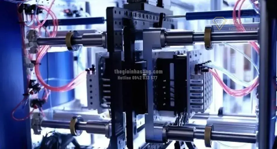 Tự Động Hóa Trung Tâm Vận Hành: Xu Hướng Tác Động Đến Quy Hoạch Hạ Tầng và Bất Động Sản Công Nghiệp Việt Nam