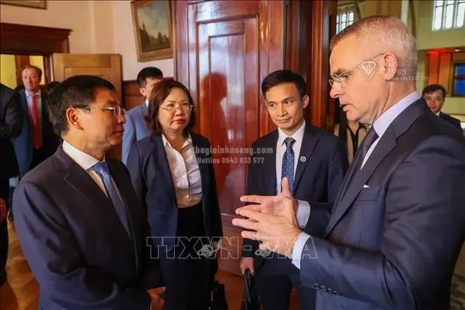 Việt Nam - Hà Lan Tăng Cường Hợp Tác Phát Triển Thị Trường Tài Chính và Hạ Tầng Logistics Giai Đoạn 2026-2030