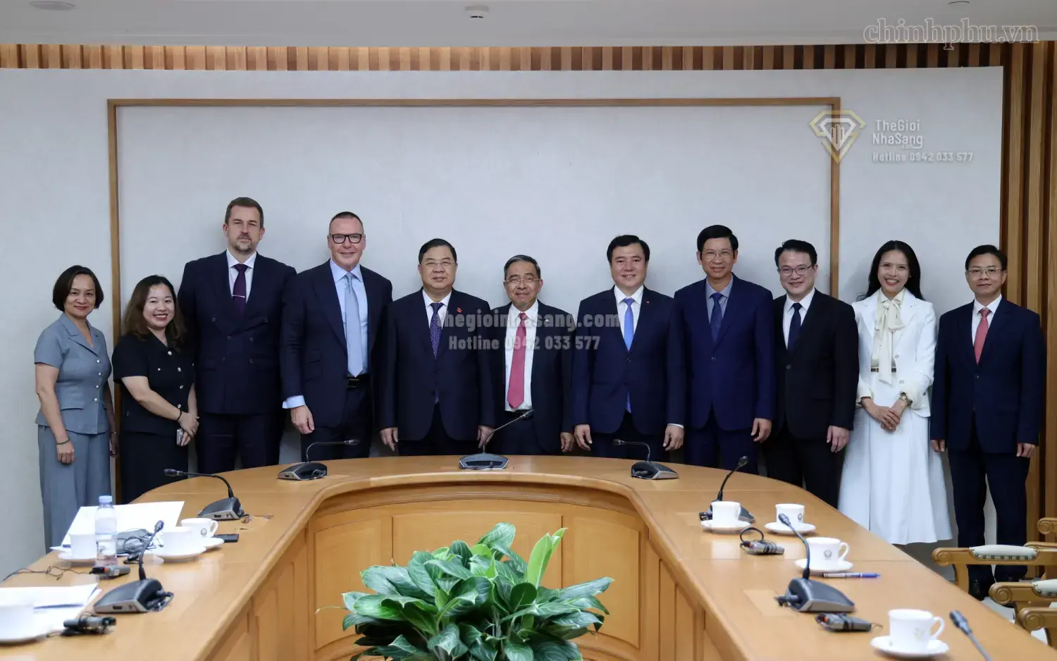 Việt Nam Hướng Tới Trở Thành Trung Tâm Sự Kiện Năng Lượng Toàn Cầu: Cơ Hội Mới Cho Thị Trường Bất Động Sản Cao Cấp