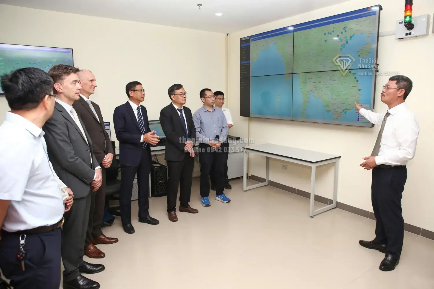 Việt Nam Vận Hành Mạng Lưới Quan Trắc Cảnh Báo Sớm Bức Xạ: Tác Động Đến An Toàn Hạ Tầng Và Thị Trường Bất Động Sản Cao Cấp