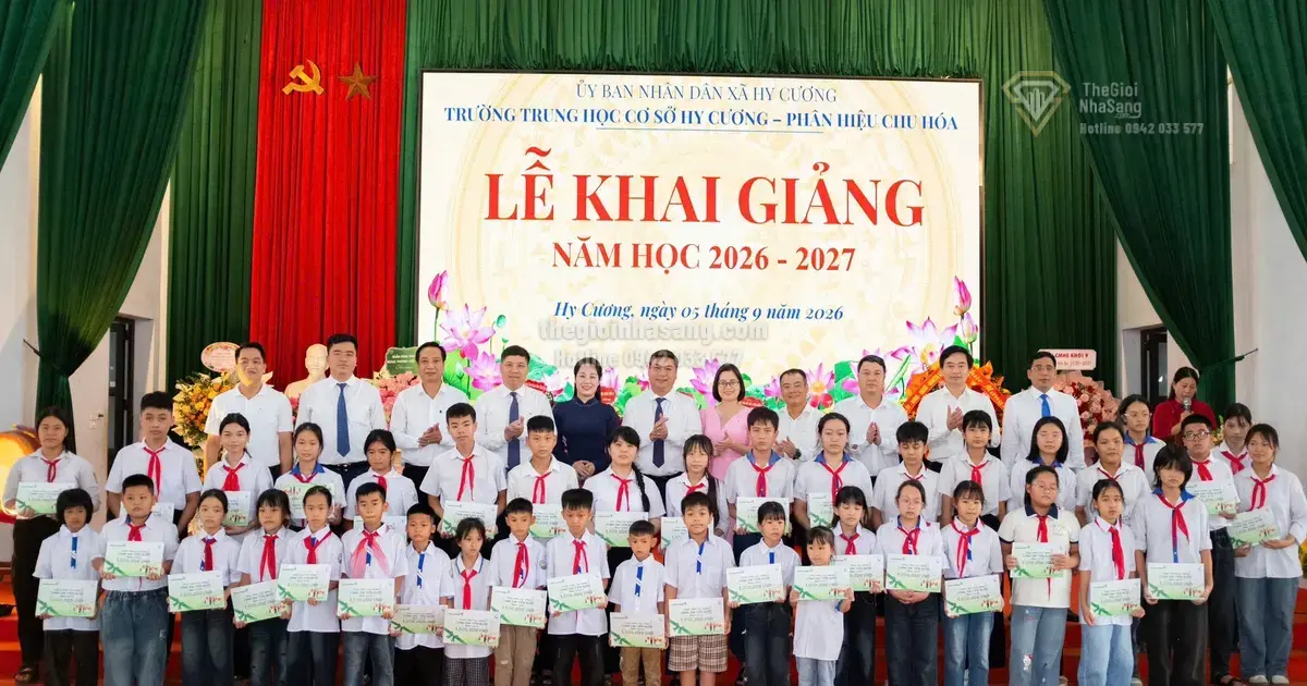 Vietcombank Trao 7.350 Suất Học Bổng Tiếp Sức Học Sinh Khó Khăn: Tín Hiệu Tích Cực Cho Thị Trường Bất Động Sản Và Đầu Tư Xã Hội 2026