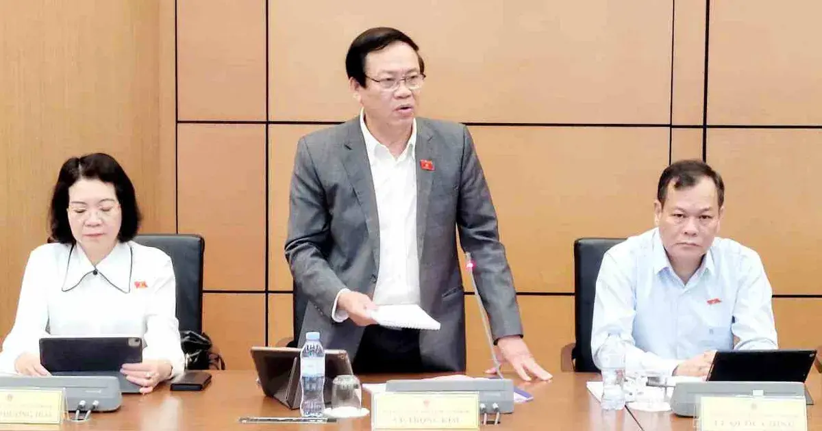 Có lộ trình đánh thuế bất động sản phù hợp, thu hẹp chênh lệch giá vàng