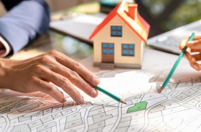 Xử lý xây nhà lệch vị trí đất trên sổ: Những quy định pháp lý và hướng đi cho nhà đầu tư bất động sản