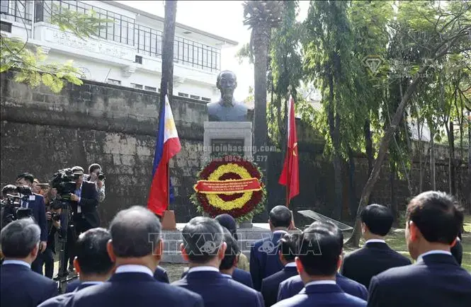Ý nghĩa biểu tượng của Tượng đài Chủ tịch Hồ Chí Minh tại Philippines và tác động đến thị trường bất động sản khu vực ASEAN