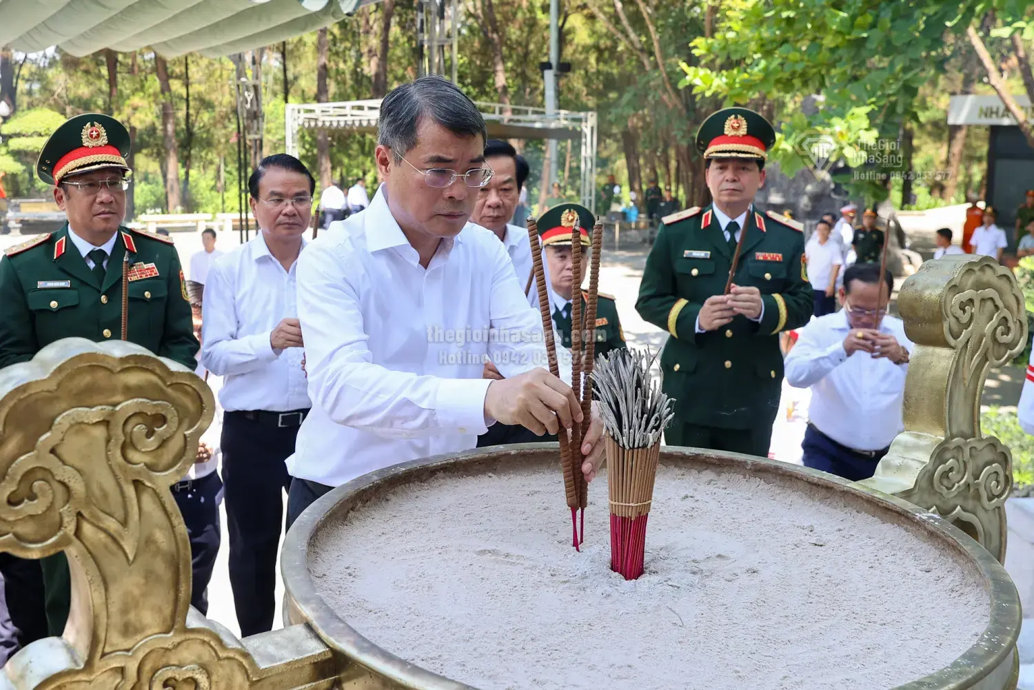 Ý nghĩa lễ truy điệu và an táng hài cốt liệt sĩ tại Quảng Trị đối với phát triển đô thị và hạ tầng vùng biên giới Việt - Lào