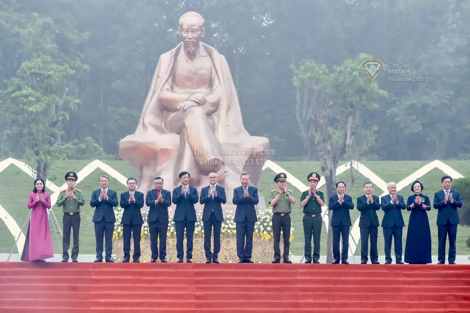 Ý nghĩa Tượng đài Bác Hồ với ngày hội non sông tại Đền Hùng và tác động đến phát triển đô thị vùng Đất Tổ