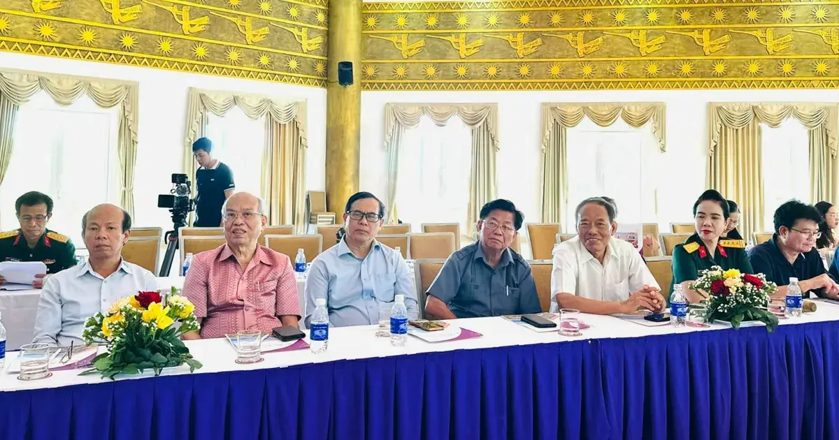 Nở rộ trại sáng tác văn học: Thiếu đổi mới về mô hình