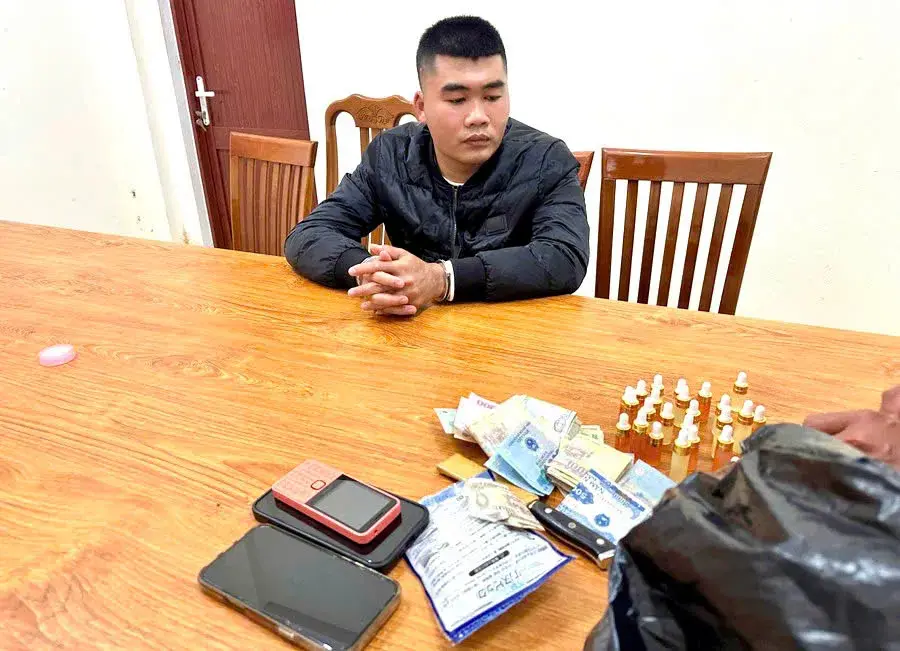 Gia Lai: bắt giữ đối tượng buôn bán số lượng lớn vũ khí quân dụng - Kinh Tế Đô Thị