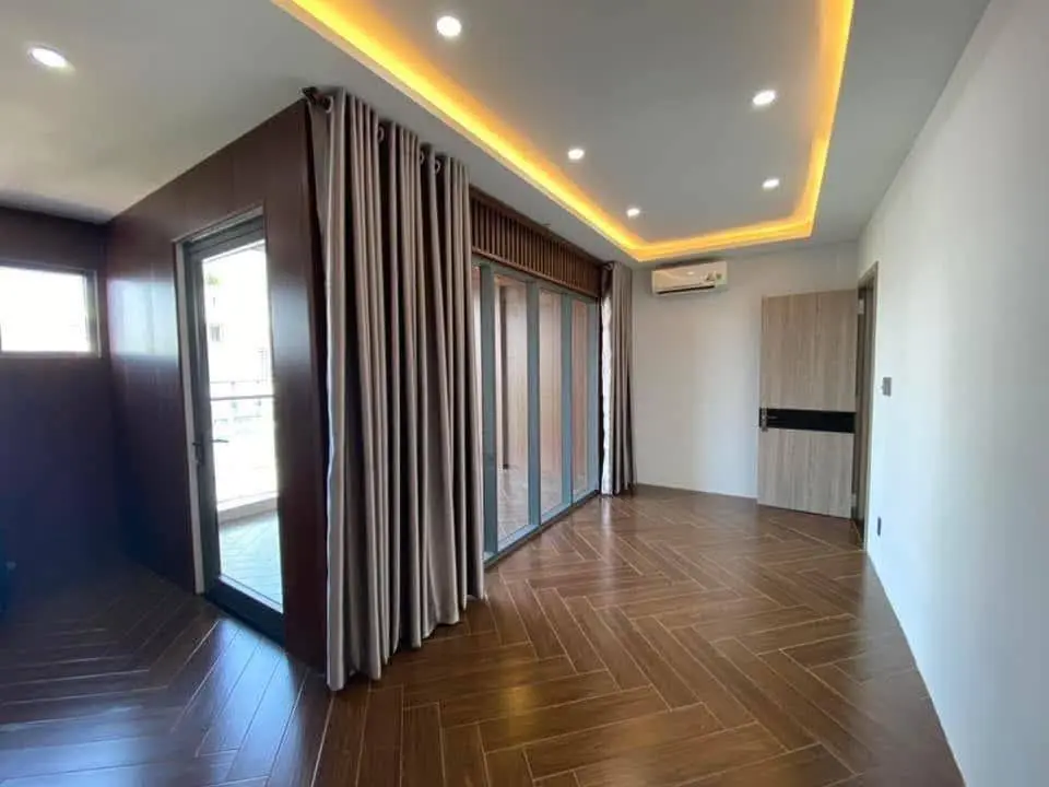 Bán Gấp Nhà Mặt Tiền Trung Mỹ Tây 19, Quận 12 - Giá Tốt Nhất Thị Trường!