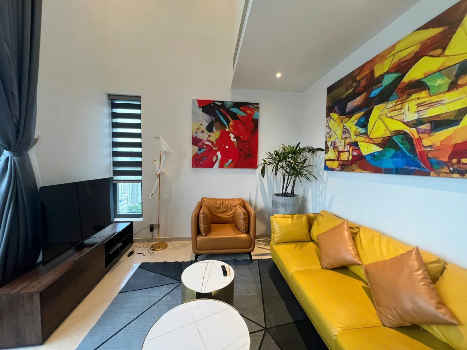 Bán Căn Hộ The MarQ 4PN, 145m2, Nội Thất Sang Trọng, Quận 1 - Giá Tốt Nhất!