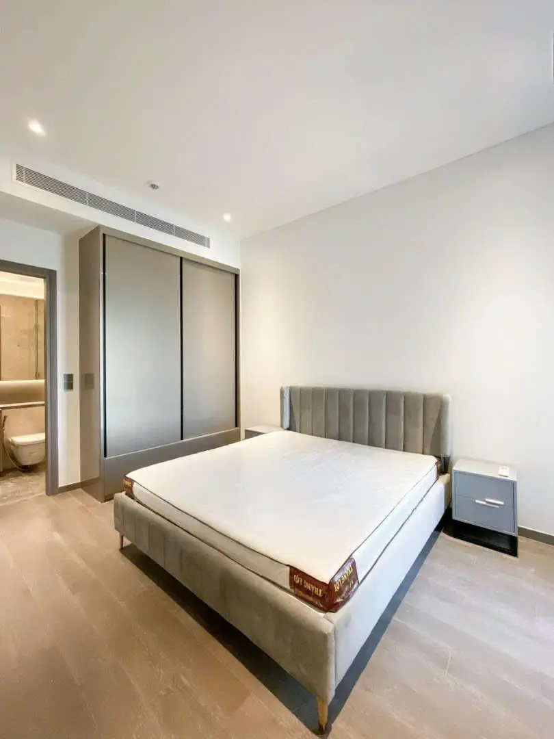 Bán Căn Hộ 2PN The MarQ, Quận 1 - Thiết Kế Sang Trọng, View Đẹp, Giá Tốt!