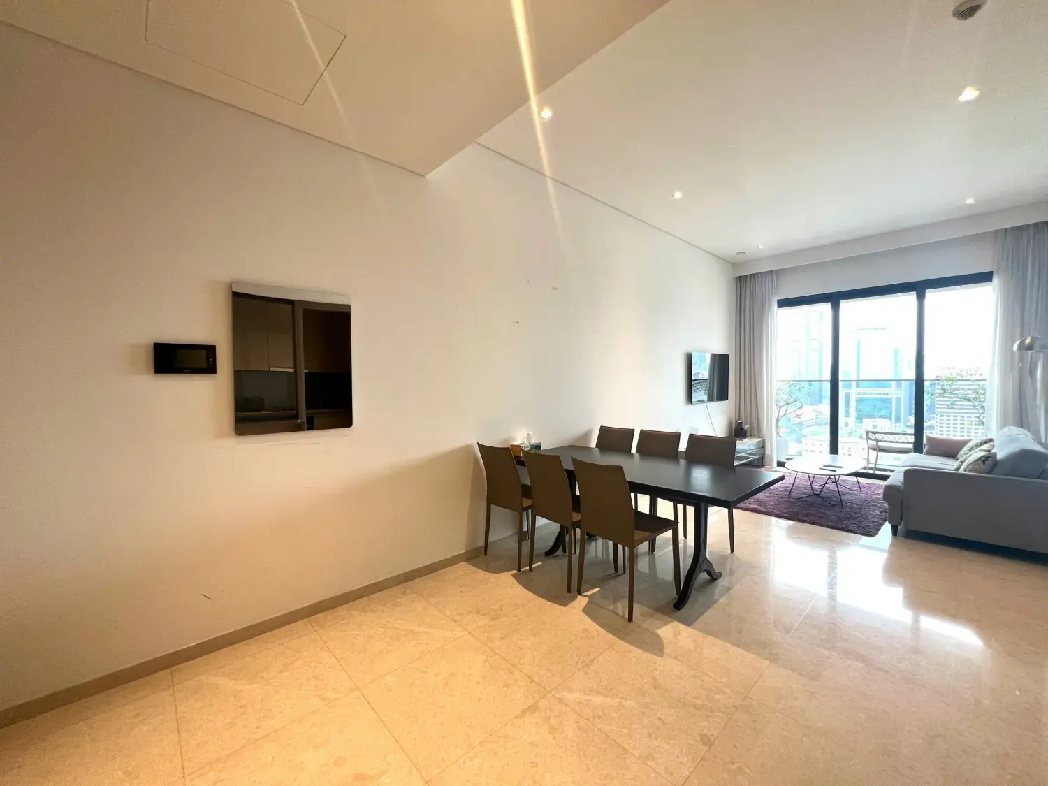 Bán Căn Hộ 3PN The MarQ Quận 1 - Full Nội Thất, Tầng Cao, Sổ Hồng Riêng