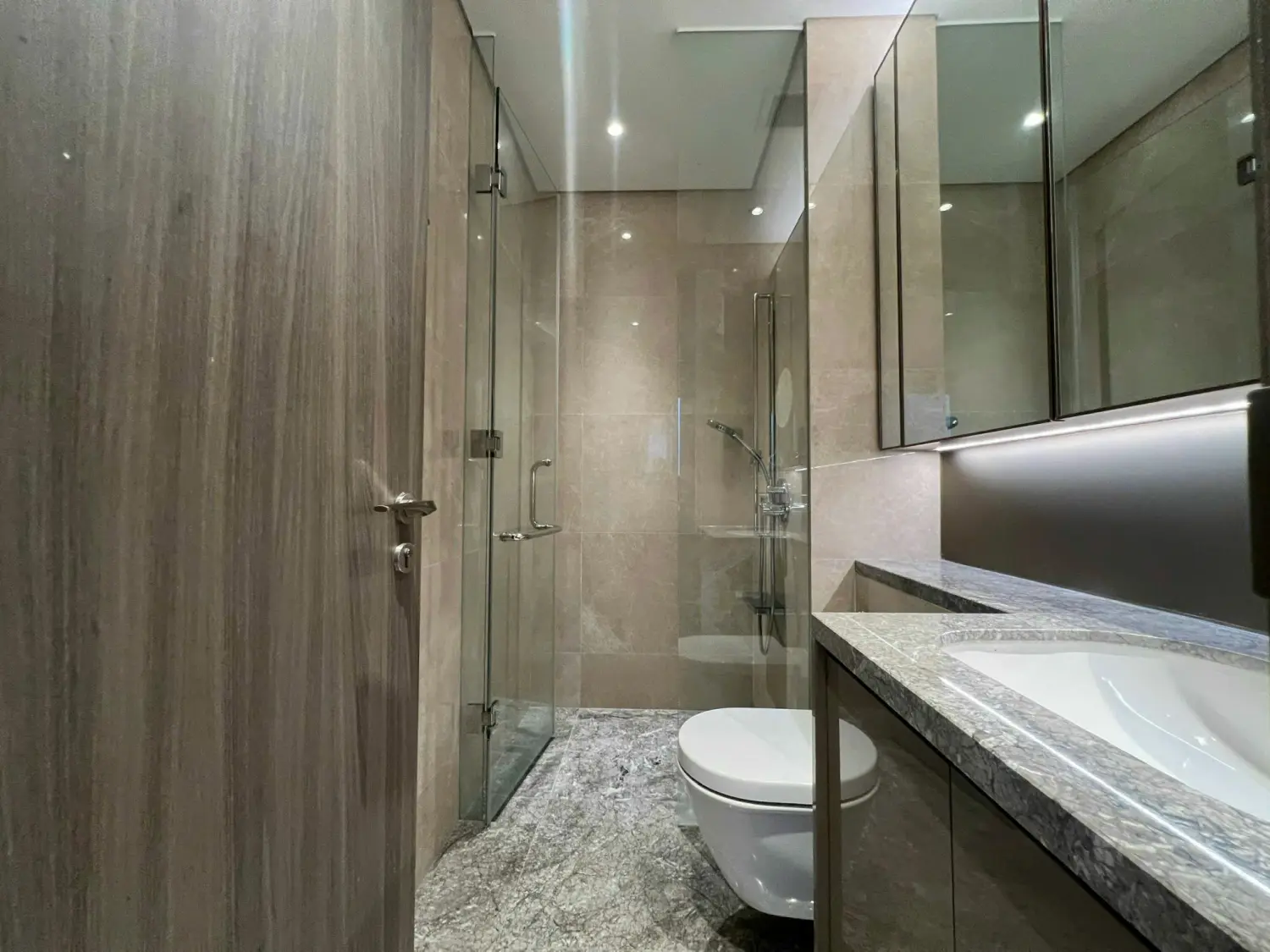 Bán Căn Hộ 2PN The MarQ Quận 1 - View Landmark 81, Sổ Hồng Trao Tay!