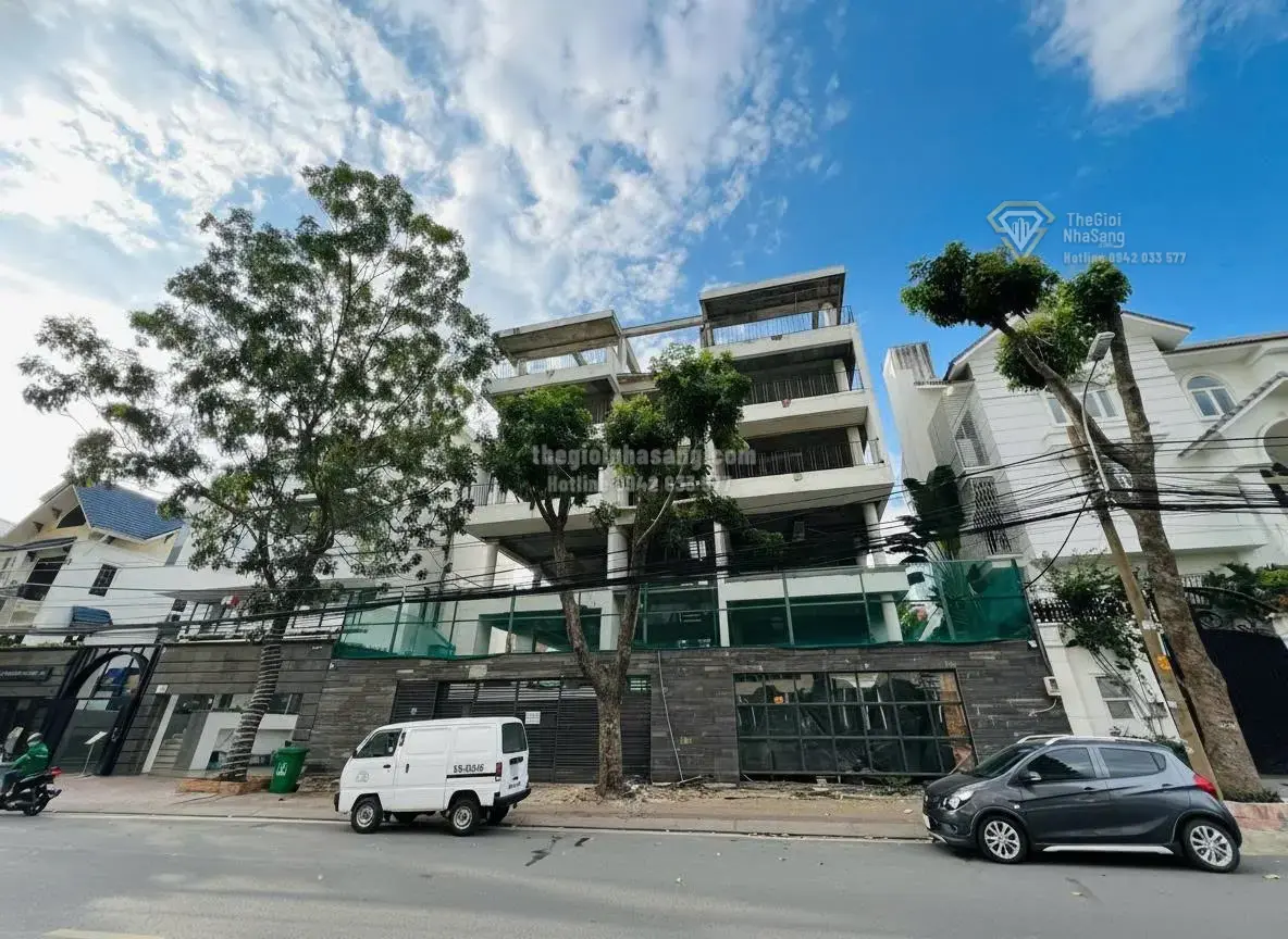 Bán Biệt thự dự án Thảo Điền Quận 2 diện tích 370m2 giá 135 tỷ