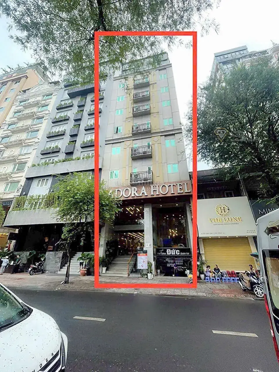 Bán Khách Sạn mặt tiền Thủ Khoa Huân Quận 1 diện tích 195m2, 10 tầng, giá 500 tỷ