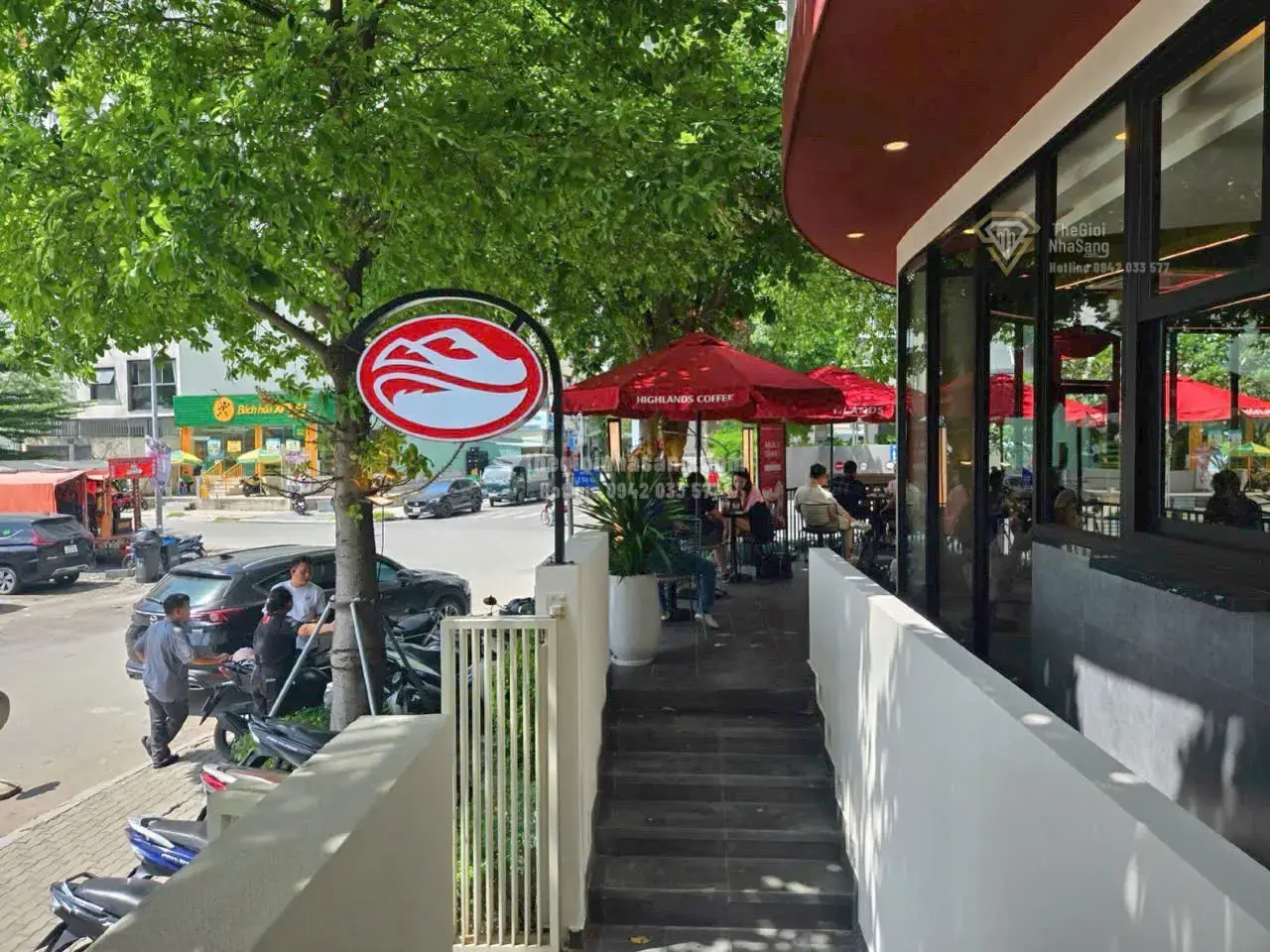 Bán Tòa Nhà Góc 2 Mặt Tiền dự án La Casa Residential Quarter Quận 7 diện tích 355m2 giá 98 tỷ