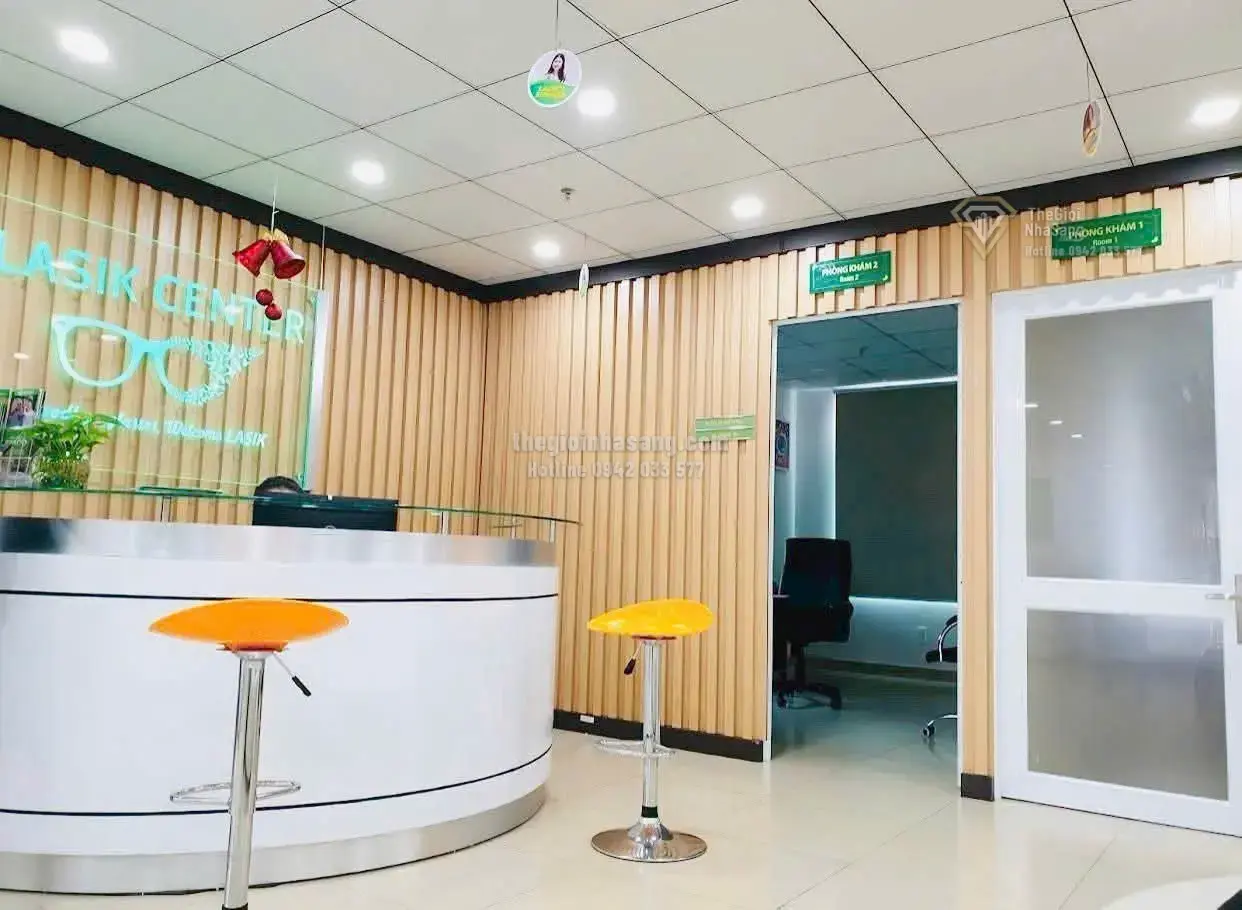 Bất động sản bệnh viện tại Tân Bình và Quận 3, diện tích lớn, giá 179.9 tỷ và 42X tỷ