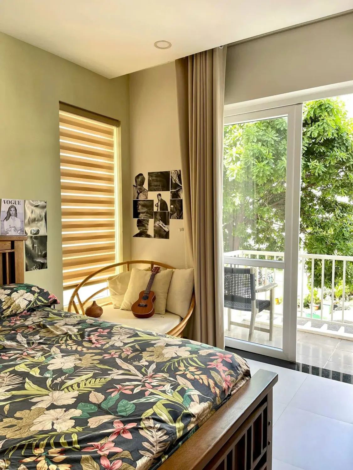 Cho thuê Biệt Thự Đơn Lập Quận 9, Khu Compound Xanh, Nội Thất Cao Cấp, Diện Tích Rộng 300m2