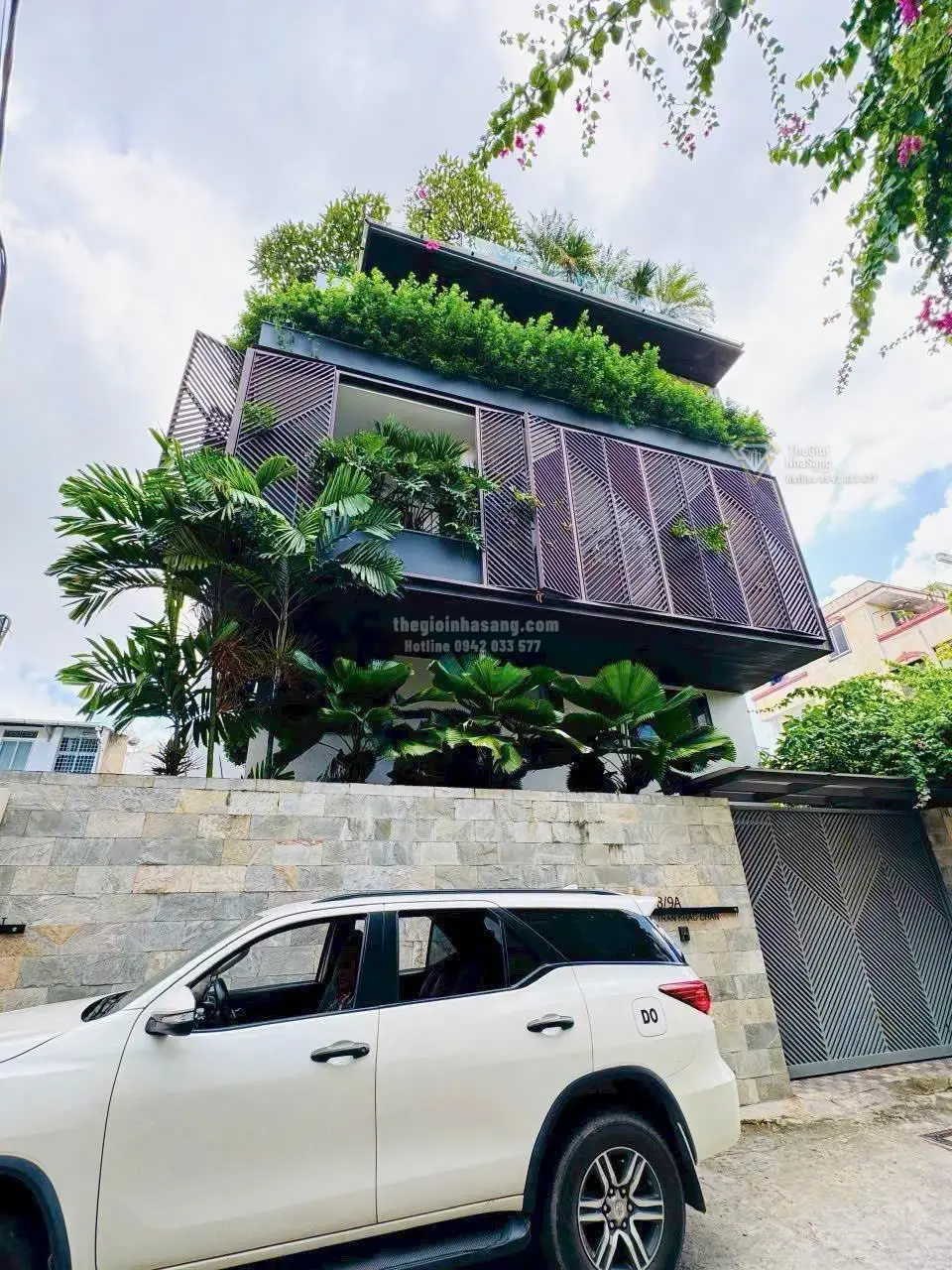 Biệt thự Hồ Bơi hiện đại Quận 1 diện tích 263.5m2 giá 95 tỷ