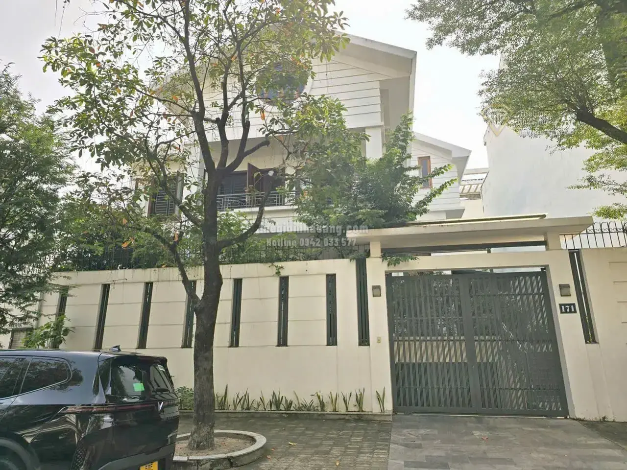 Biệt thự mặt tiền Đỗ Pháp Thuận Quận 2 diện tích 320m2 5 phòng ngủ giá 95 tỷ