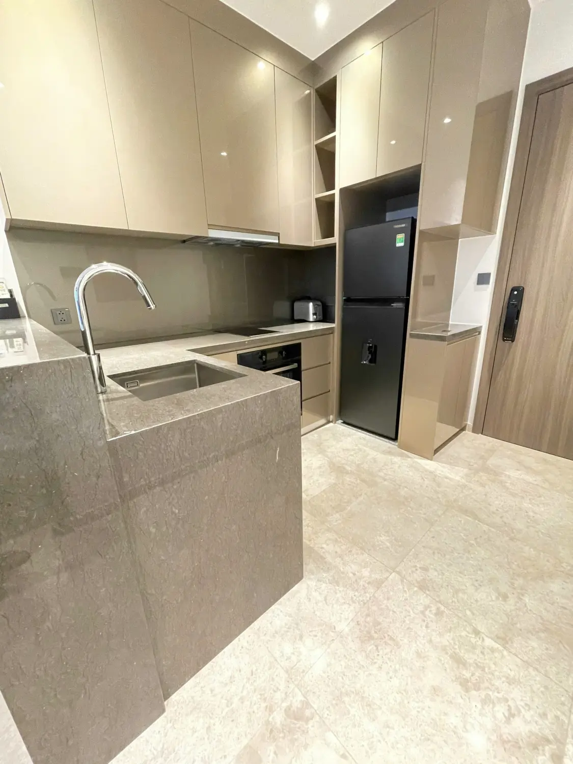 Bán Căn Hộ The MarQ Quận 1, 1PN, 51m2, Sổ Hồng Riêng - Giá Tốt Nhất Thị Trường!