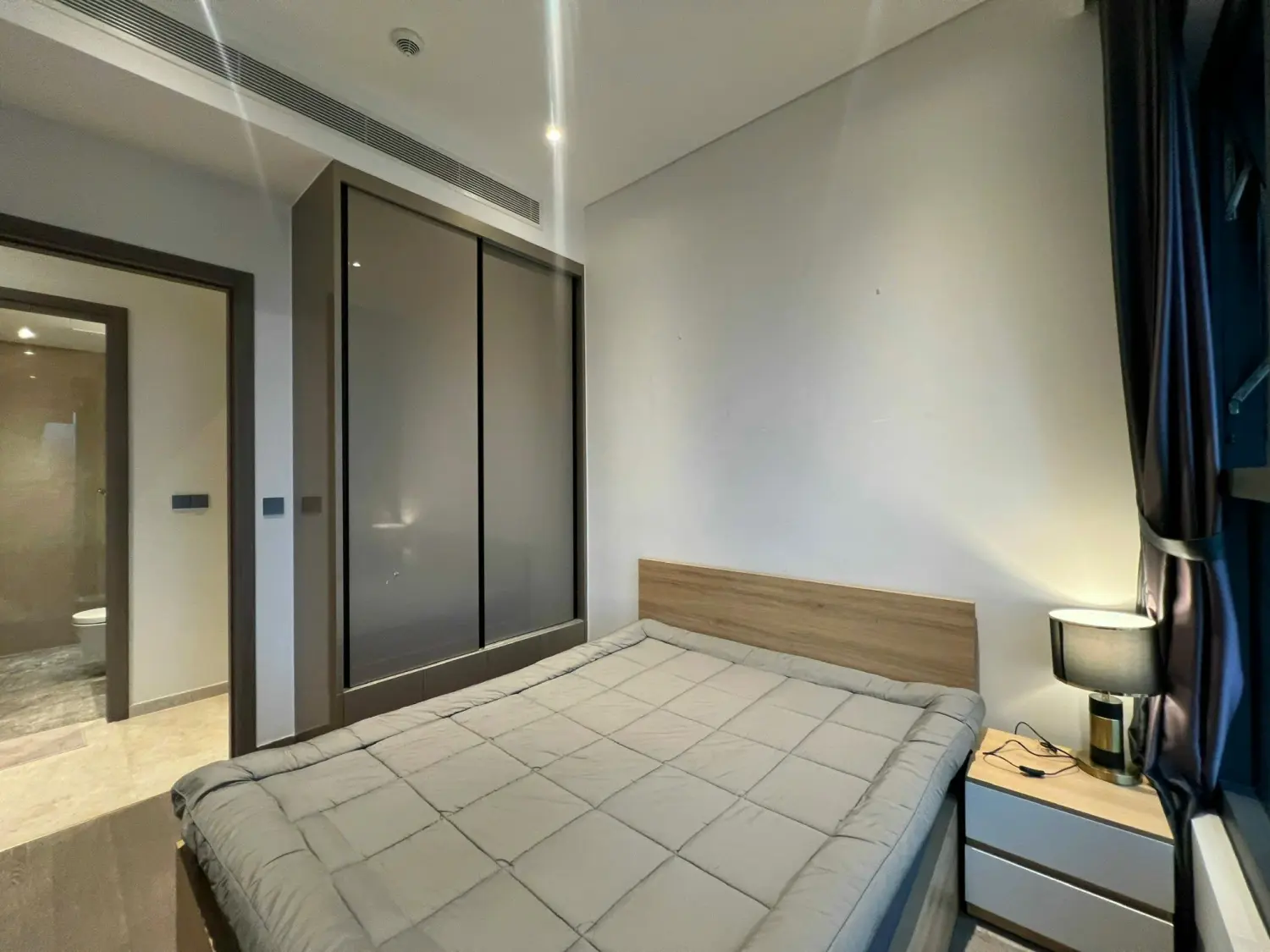 Bán Căn Hộ 2PN The MarQ Quận 1 - View Landmark 81, Sổ Hồng Trao Tay!