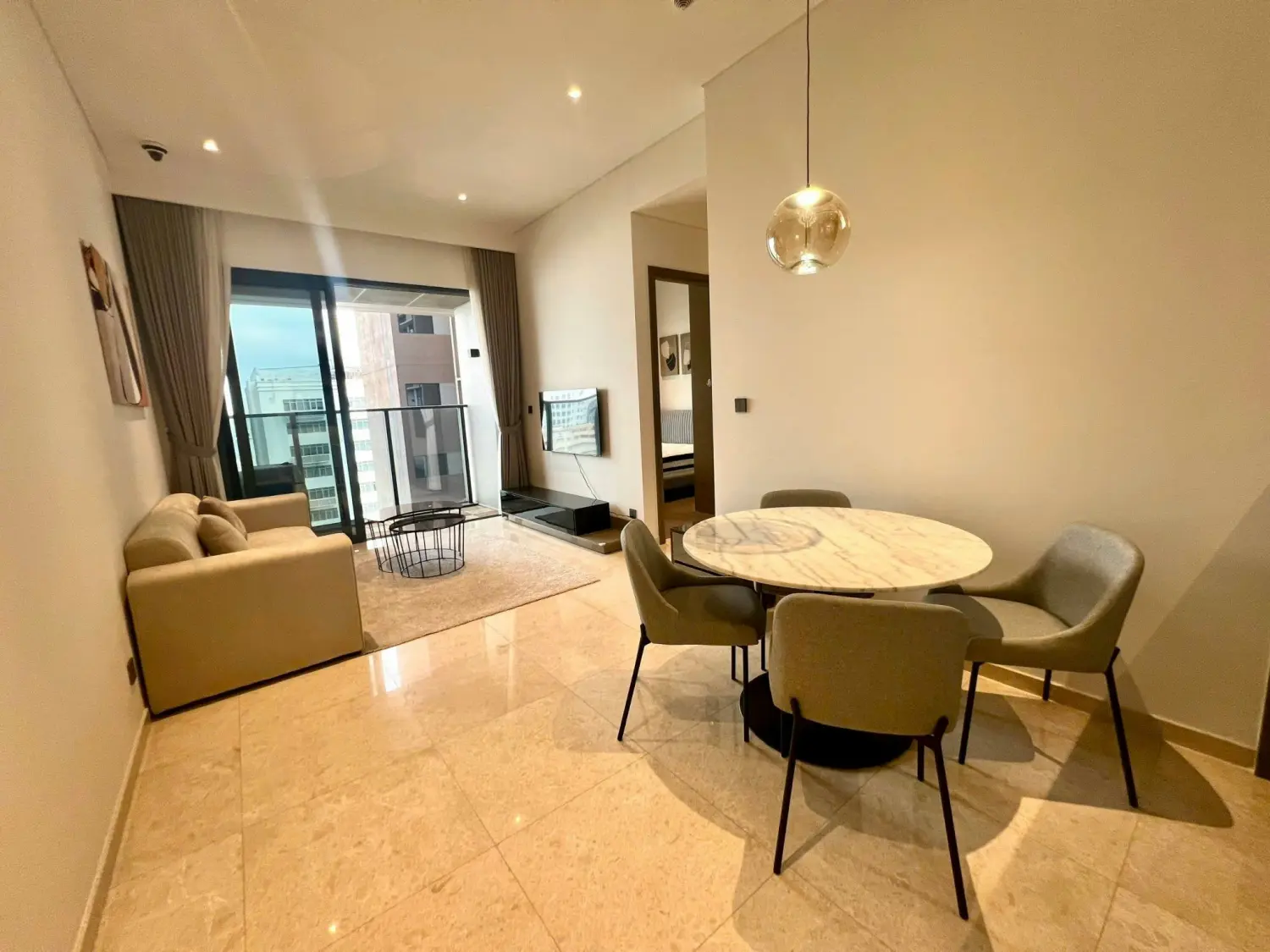 Bán Căn Hộ 2PN The MarQ, Quận 1 - Nội Thất Đầy Đủ, Tầng Trung, Giá Tốt!