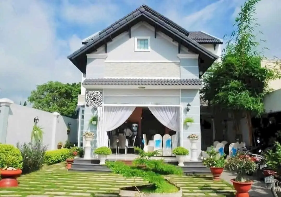 Bán Biệt Thự Vườn Mặt Tiền Trần Văn Mười, Hóc Môn - Thiết Kế Sang Trọng, Vị Trí Đắc Địa