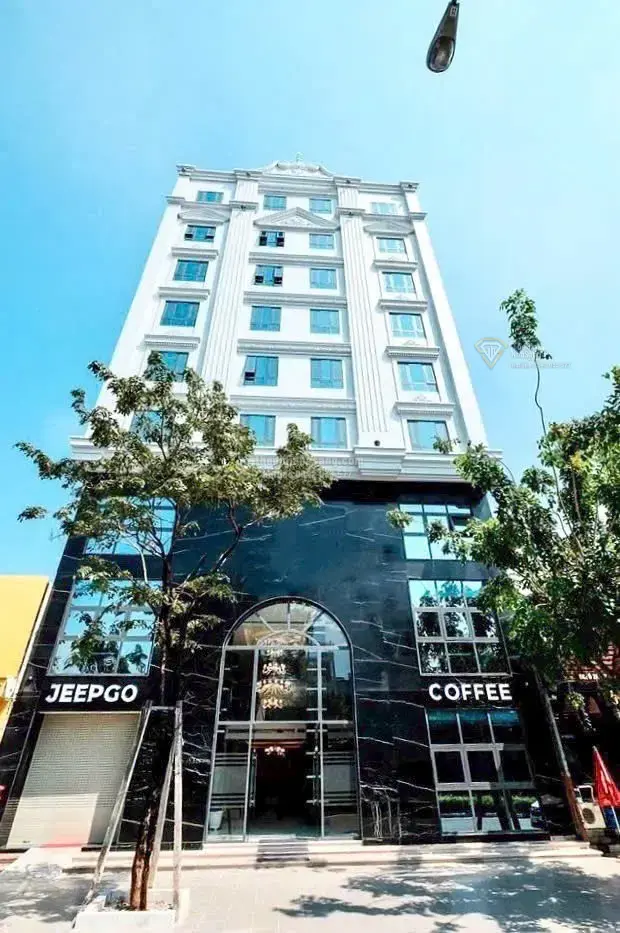Khách sạn dự án Diamond Hotel Thủ Dầu Một 300m2 10 tầng giá 82 tỷ