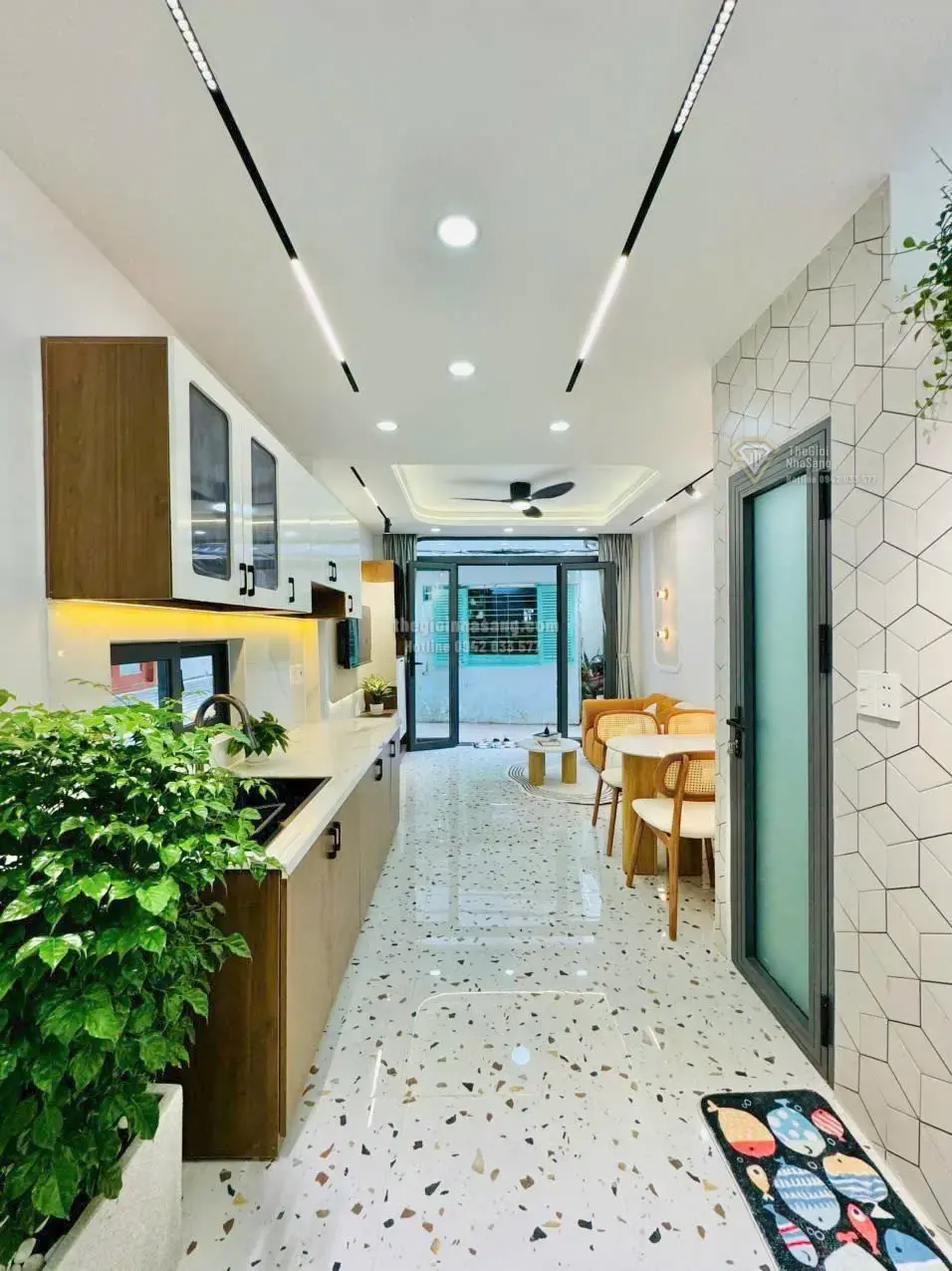 Nhà phố Bình Thạnh 3 PN 2 WC 2 tầng giá hơn 5 tỷ, nội thất đầy đủ