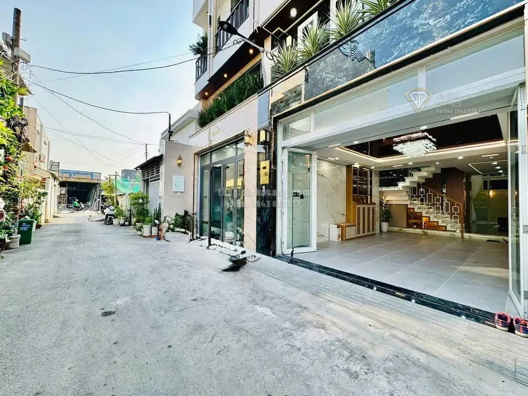Nhà phố cao cấp Lê Đức Thọ Gò Vấp 84m2 4 phòng ngủ 15.8 tỷ
