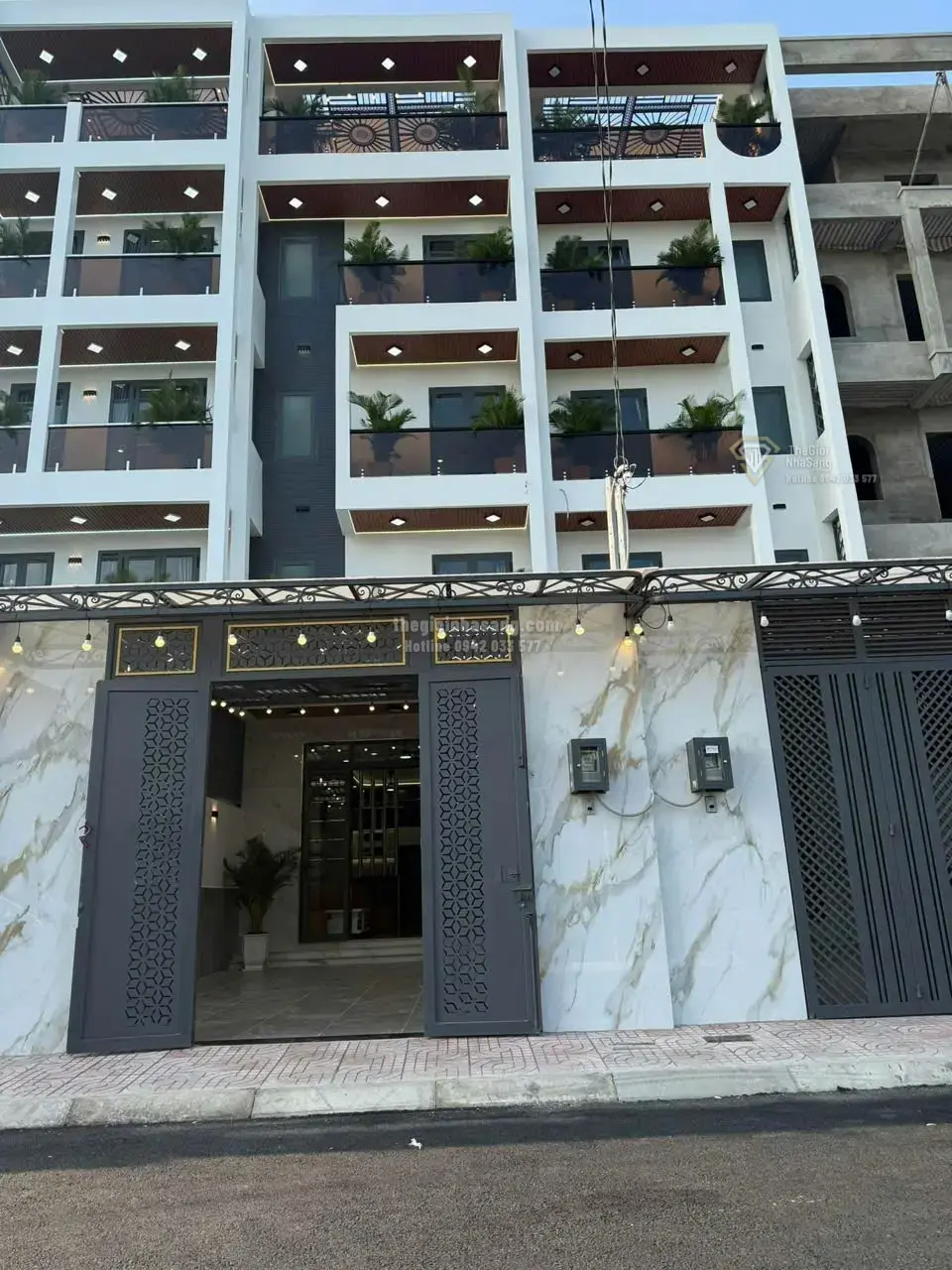 Nhà phố cao cấp Thạnh Lộc 37, Quận 12, 5 phòng ngủ, 95m2, giá 6.99 tỷ