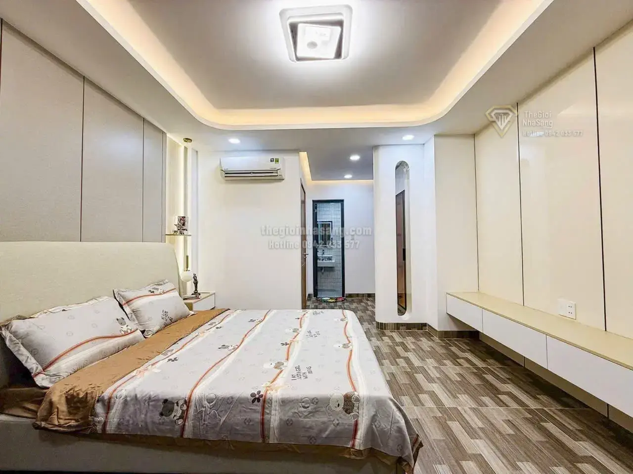 Nhà phố gần Chợ Bà Chiểu, 4 tầng, 4 phòng ngủ, giá 7.45 tỷ