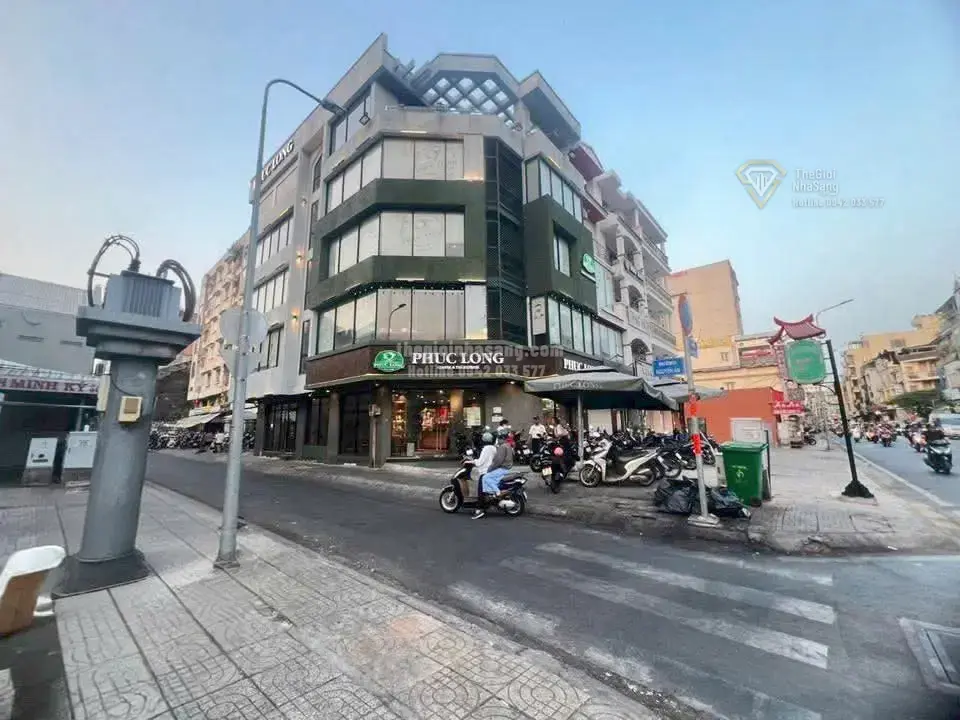 Nhà phố góc 2 mặt tiền dự án 382EF Trần Hưng Đạo Quận 5, 117m2, 4 tầng, giá 60 tỷ
