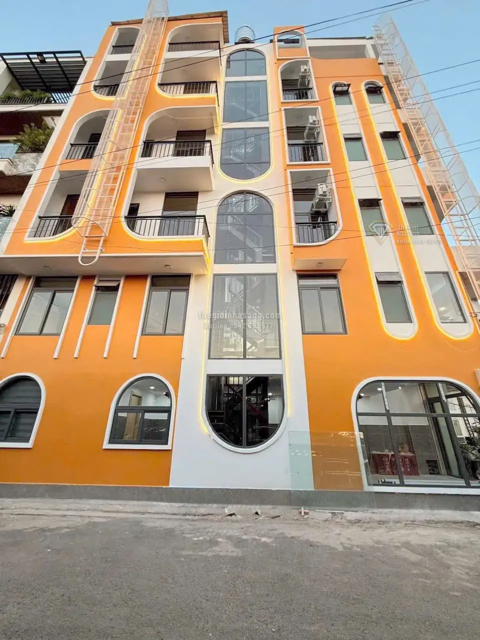 Nhà phố góc 6 tầng Gò Vấp 15m mặt tiền giá 9.8 tỷ