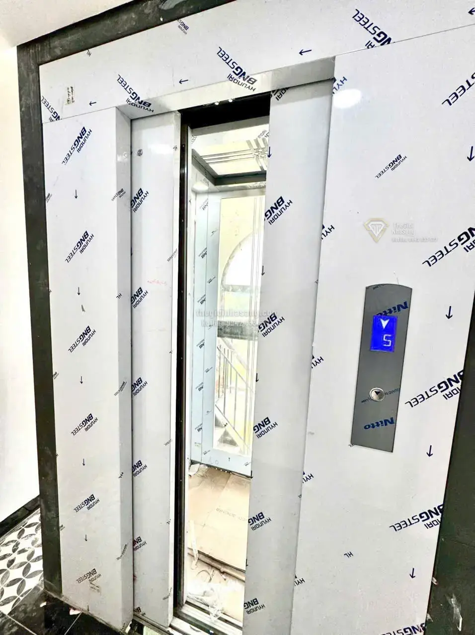 Nhà phố góc 6 tầng Gò Vấp 15m mặt tiền giá 9.8 tỷ