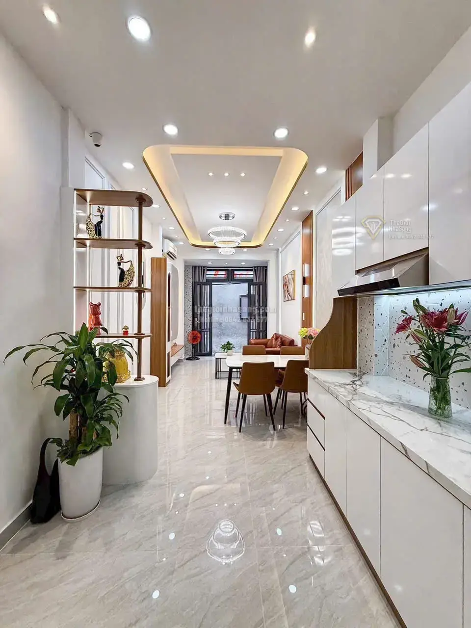 Nhà phố Hoàng Văn Thụ Phú Nhuận 30m2 3 phòng ngủ 6.75 tỷ