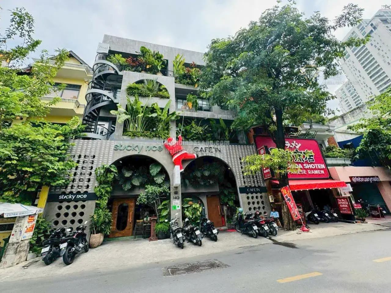 Nhà phố mặt tiền Quốc-Hương Quận 2 diện tích 181m2 giá 130 tỷ