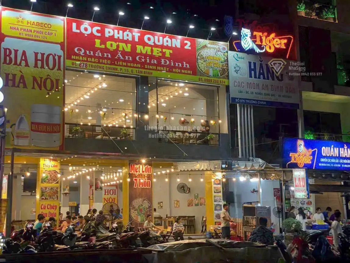 Nhà phố mặt tiền Trường Chinh Quận Tân Bình 208m2 2 tầng giá 35 tỷ