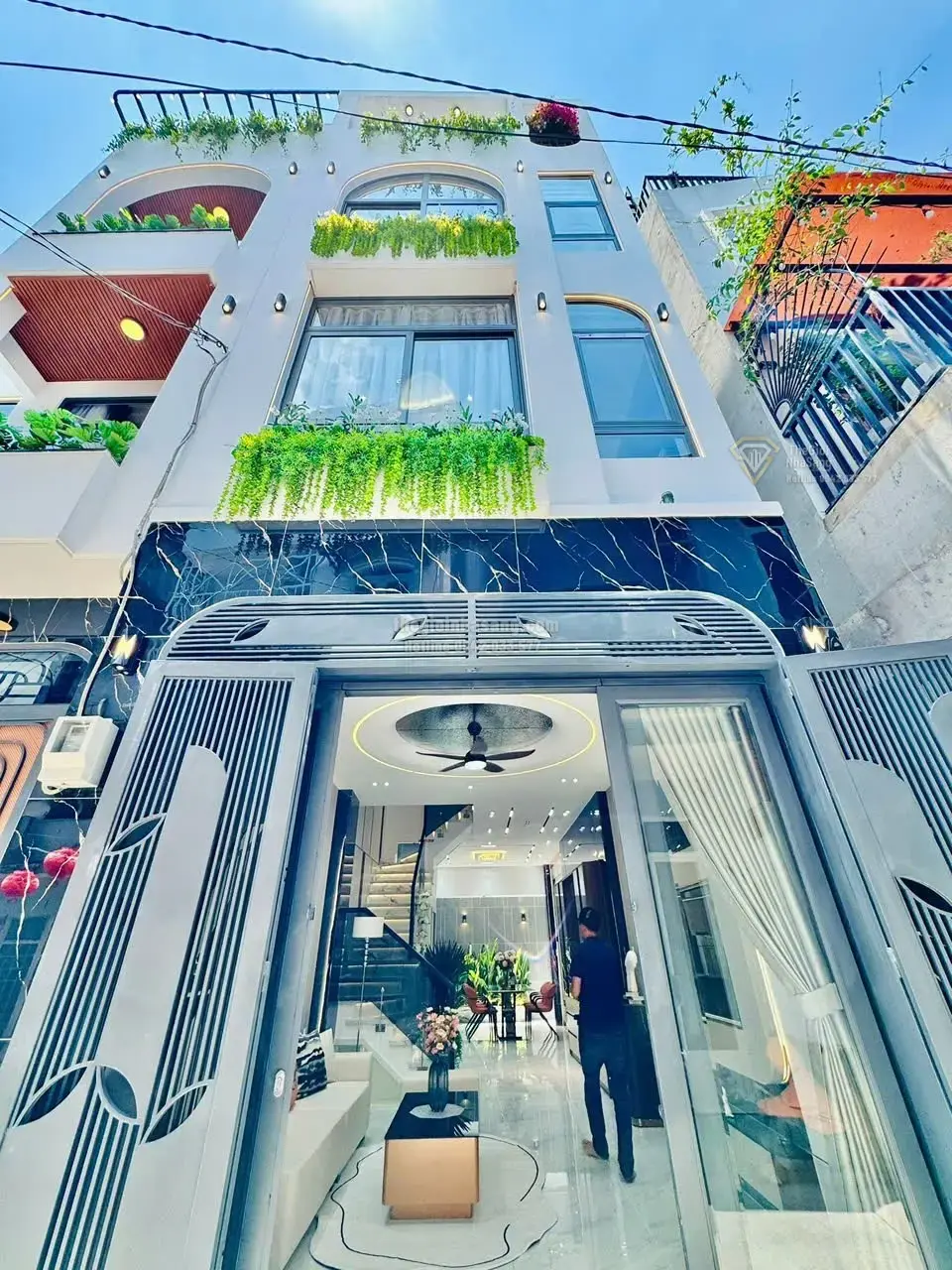 Nhà phố mới xây tại Phan Văn Trị, Gò Vấp, 4.25x13m, 3 phòng ngủ, giá 8 tỷ