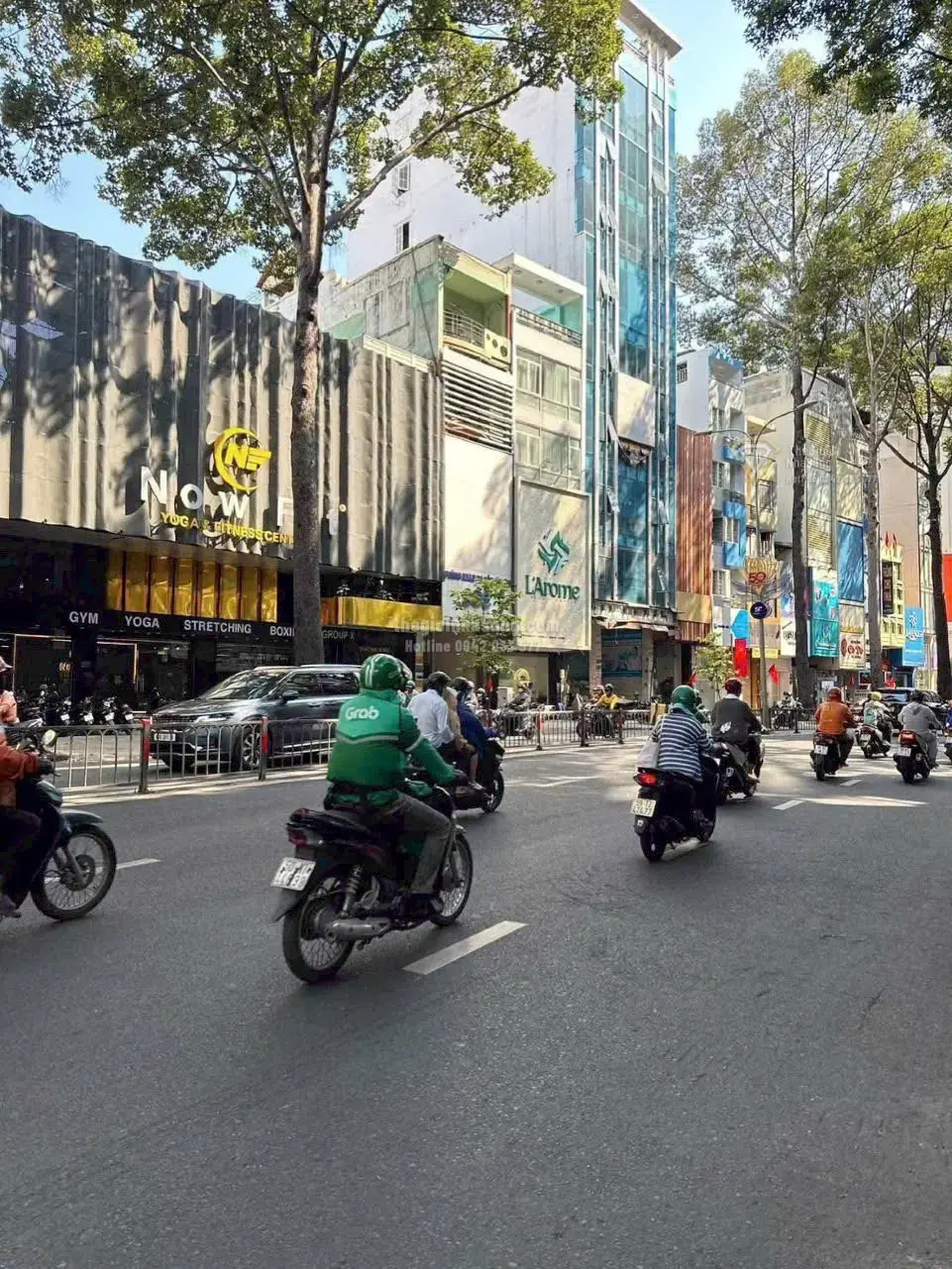 Nhà phố tại 33-35 Đường 3 Tháng 2, Quận 10, diện tích 499.2m2, giá 300 tỷ