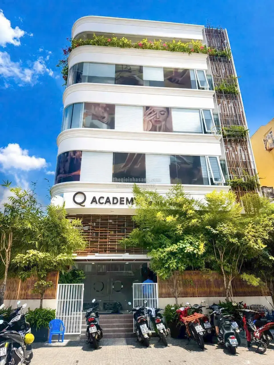 Nhà phố Tòa Nhà Góc 2 Mặt Tiền Hoà Hưng Quận 10, 139m2, 54 tỷ