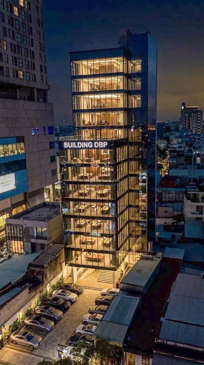 Tòa nhà Điện Biên Phủ Bình Thạnh 330m2, 12 tầng, giá trên 300 tỷ