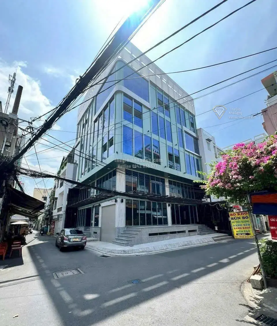 Tòa Nhà góc 2 mặt tiền Quận Tân Bình 181.3m2 giá 60 tỷ