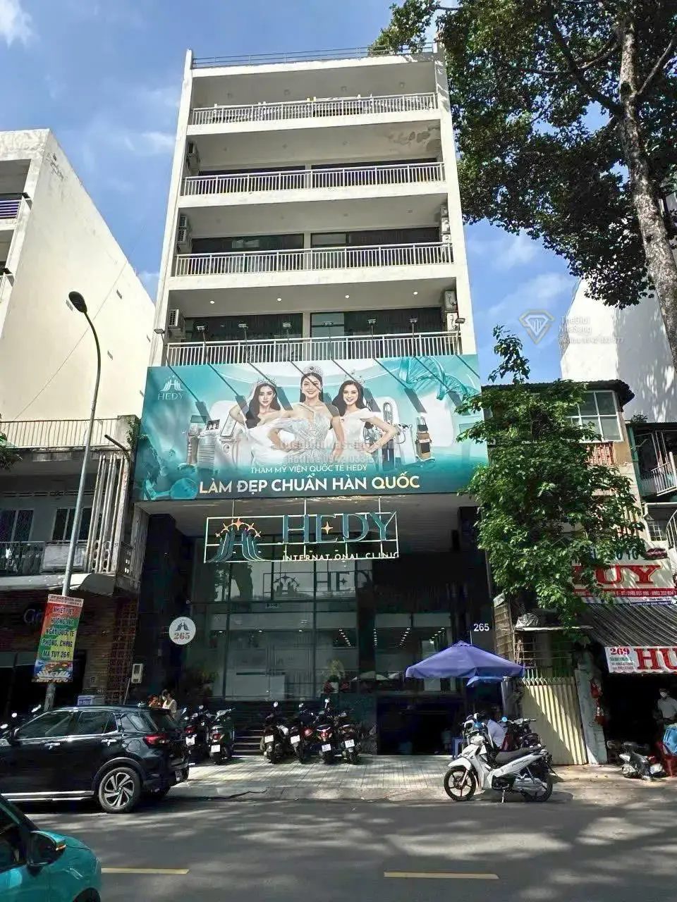 Tòa nhà văn phòng Trần Bình Trọng Quận 5 diện tích 201m2 giá 135 tỷ